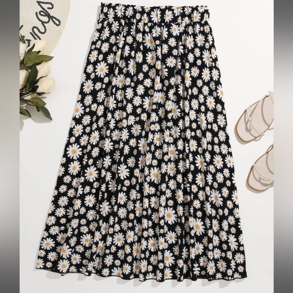 Daisy print maxi skirt